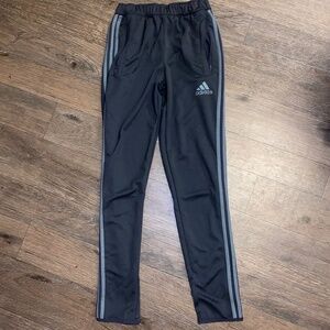 Adidas YXL Climacool jogger pants